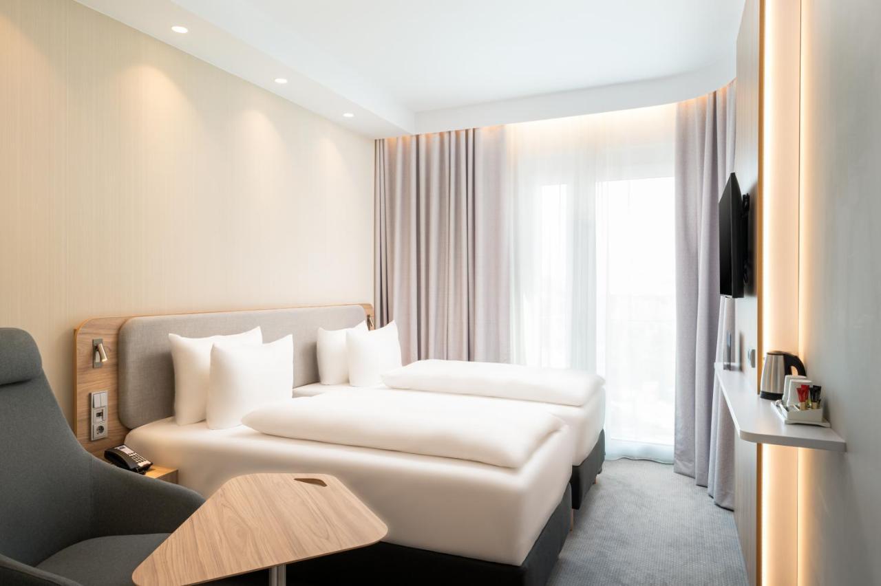 Holiday Inn Express - Rosenheim By Ihg Exterior foto