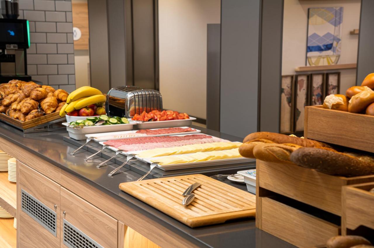 Holiday Inn Express - Rosenheim By Ihg Exterior foto